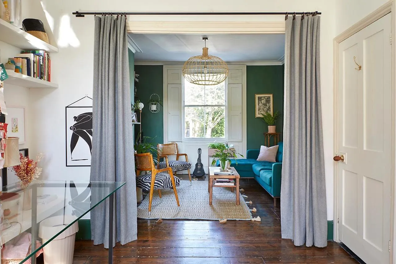 Joivy Stylish 2-Bed House With Private Garden In Hackney Apartment London United Kingdom
