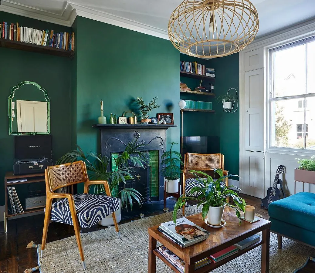 Joivy Stylish 2-Bed House With Private Garden In Hackney Apartment London