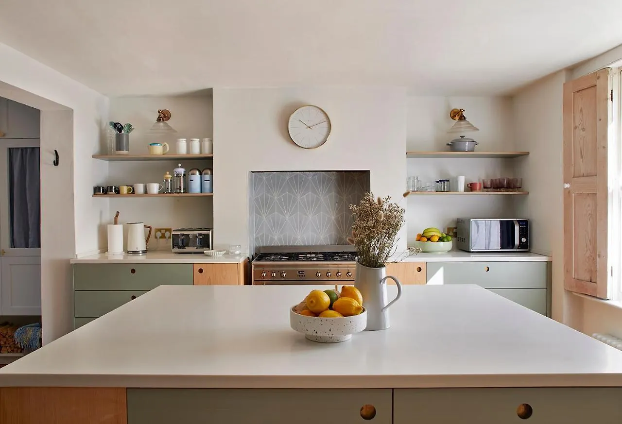 Joivy Stylish 2-Bed House With Private Garden In Hackney Apartment London United Kingdom