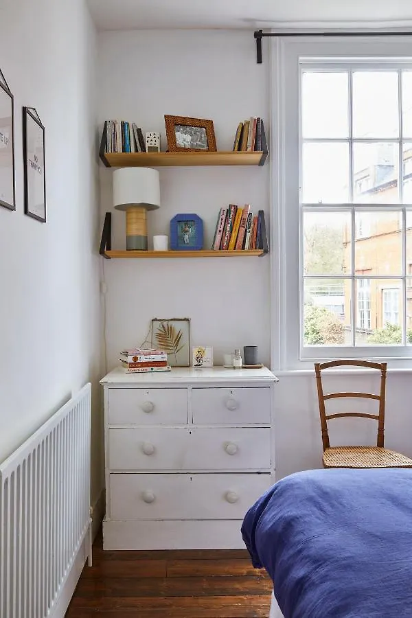 Joivy Stylish 2-Bed House With Private Garden In Hackney Apartment London