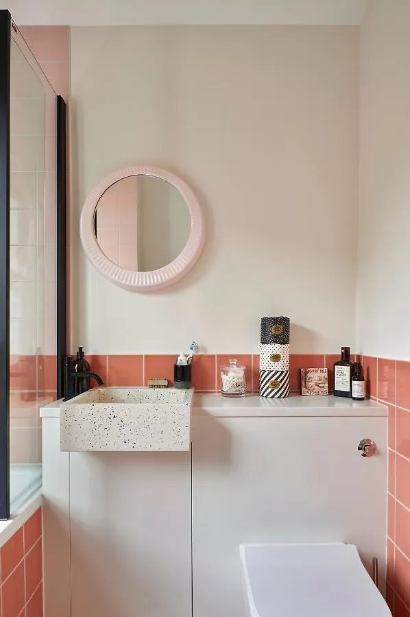 Joivy Stylish 2-Bed House With Private Garden In Hackney Apartment London