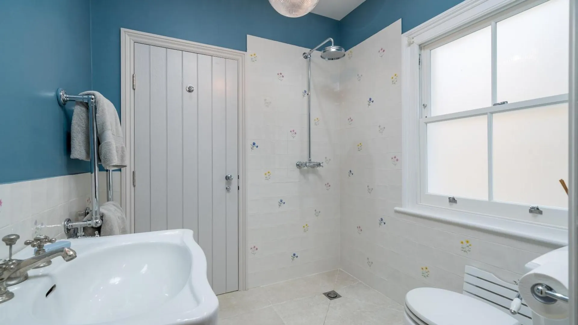 Joivy Stylish 2-Bed House With Private Garden In Hackney Apartment London 0*,
